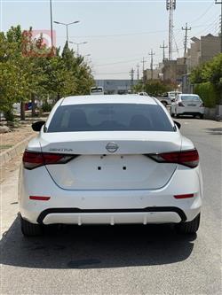 نيسان سنترا